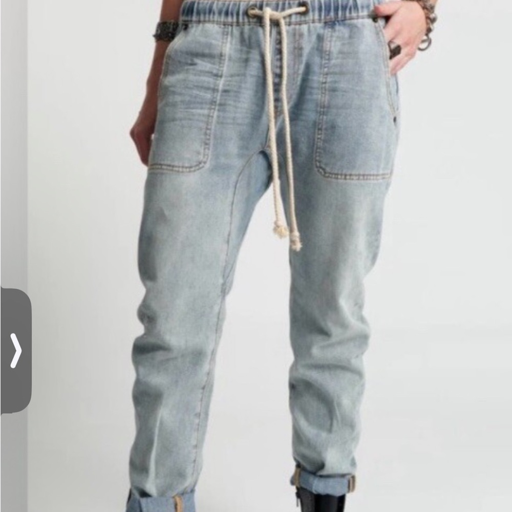 One Teaspoon Relaxed Fit Light Blue Jeans NWOT small